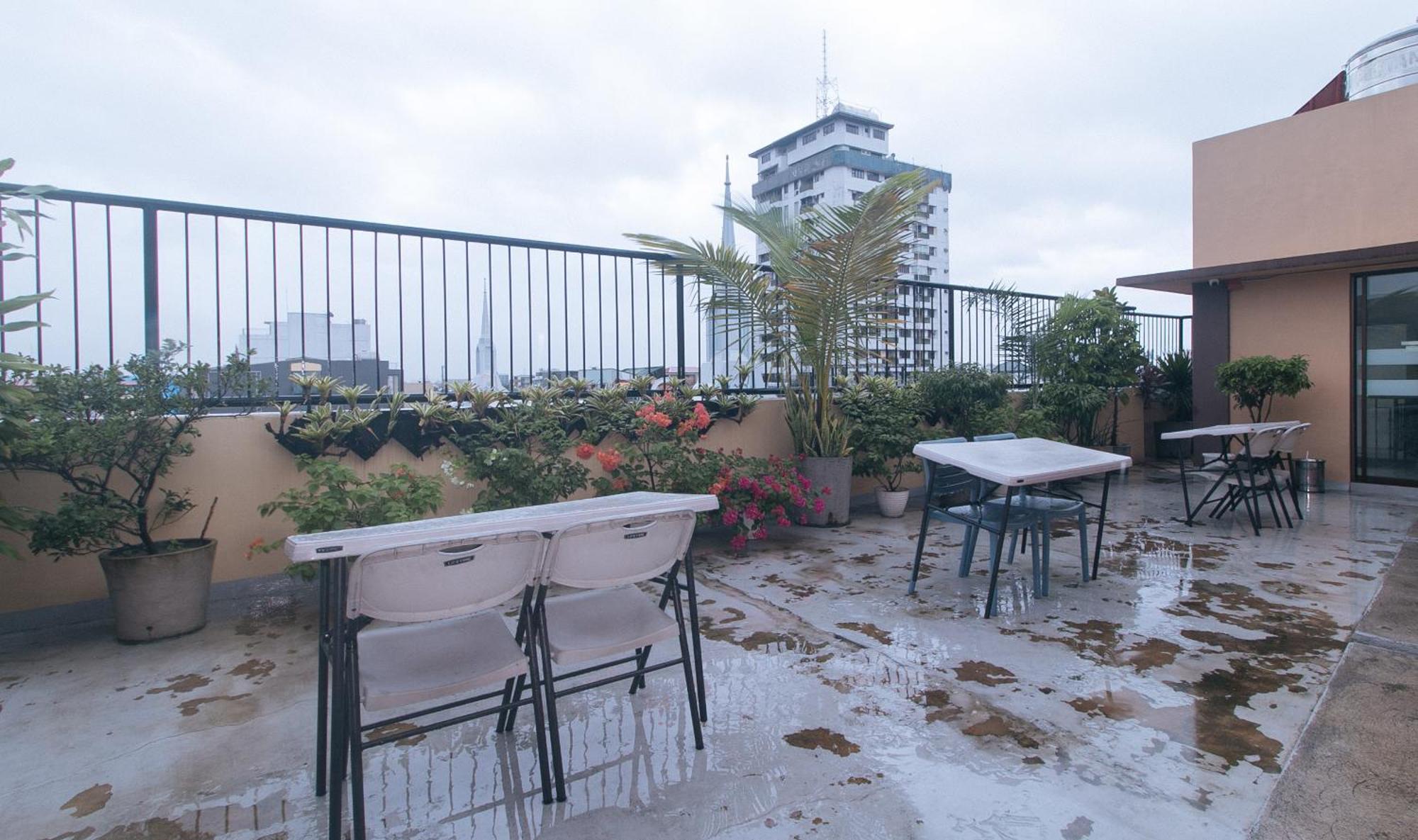 Urbanview At Evangelista Street Makati Makati City Exterior foto